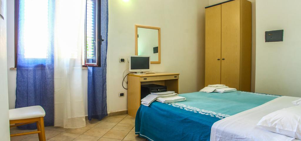 Lampedusa Hotel Room photo